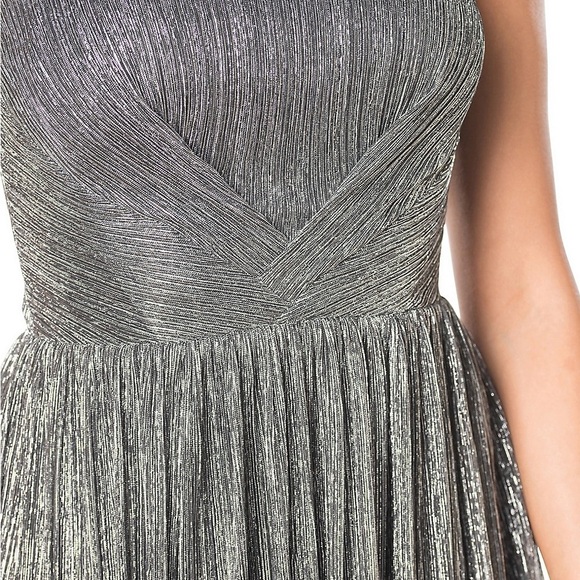 NWOT Dress The Population ‘Nadine’ Strapless Dress in Gold/Green Size Small - Picture 13 of 13